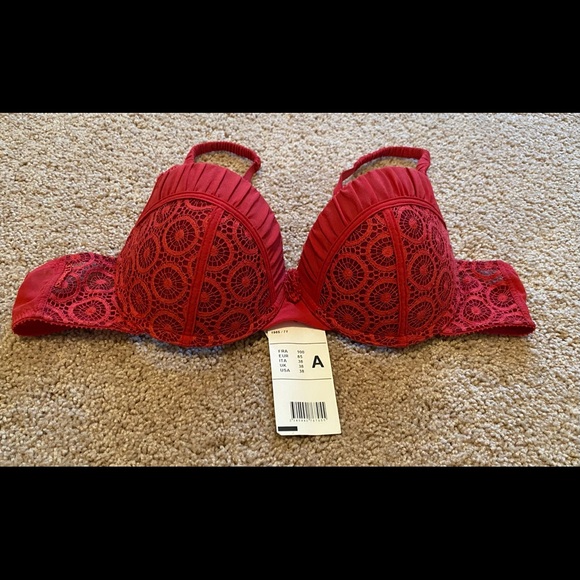 Chantelle Bra - Picture 1 of 1